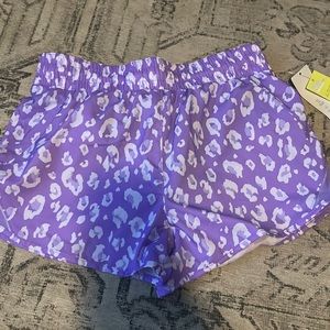All in motion run shorts